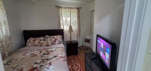 2383 Baker Rd, Atlanta GA 30318-6263 exterior