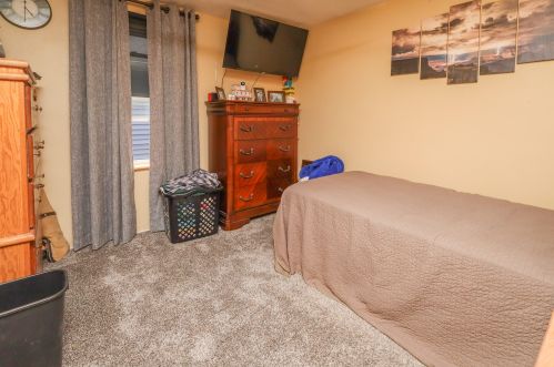 2916 92 St, Sturtevant WI 53177-2017 exterior