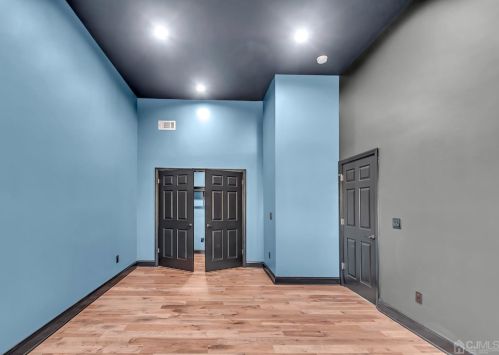 214 Rose St, Metuchen NJ  08840-2648 exterior