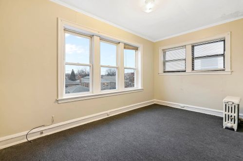 8847 Dante Ave, Chicago IL 60619-7111 exterior