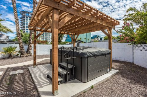 4721 24 St, Phoenix AZ 85016-4824 exterior