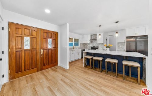 1837 Las Lanas Ln, Fullerton CA  92833-1814 exterior