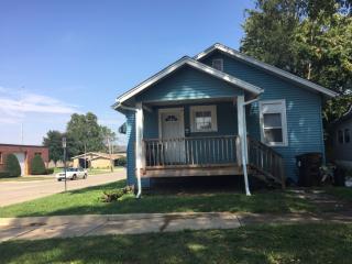 614 Beardsley Ave, Champaign IL  61820-3223 exterior