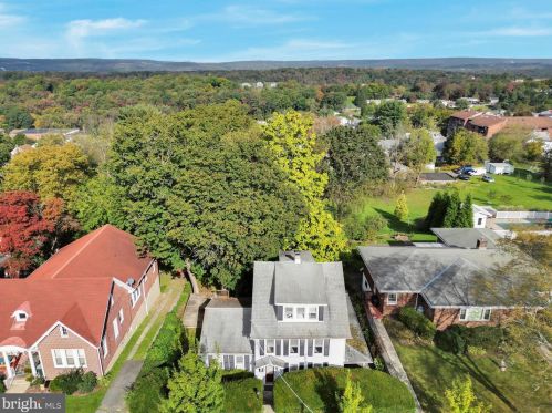 2150 Mahantongo St, Primrose, PA 17901-3112