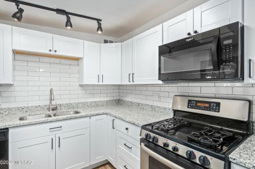 4550 25th St, Tucson AZ  85711-5719 exterior