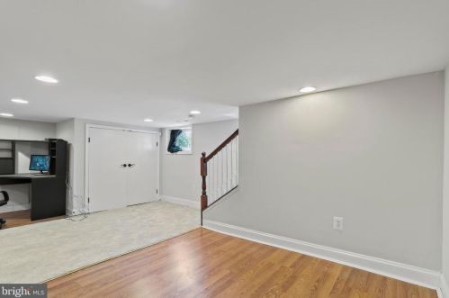 3050 Vis St, Washington DC 20018-4014 exterior