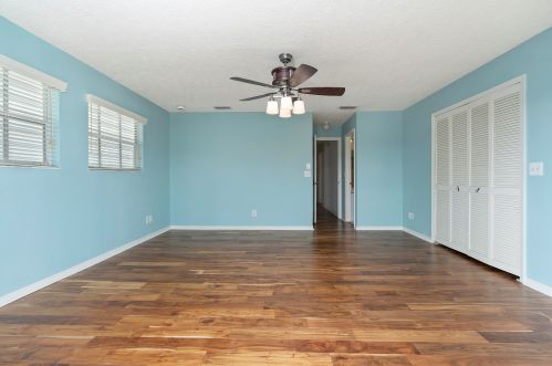 2500 Harbour Cv Dr, Fort Pierce FL 34949-1561 exterior