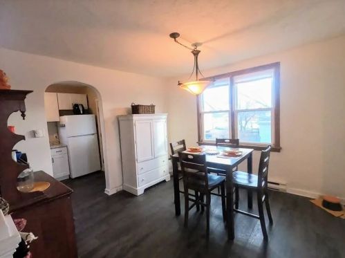 1036 Jerome St, Pittsburgh PA  15220-4609 exterior