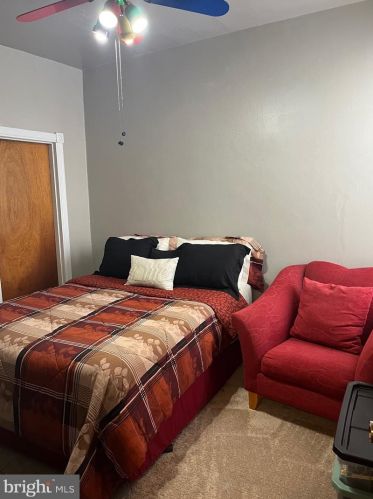 1920 16 St, Philadelphia PA 19145-3010 exterior