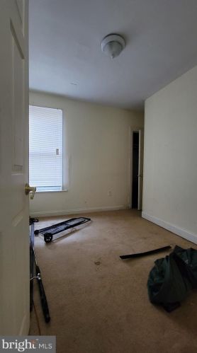 237 Spg St, Trenton NJ 08618-4836 exterior