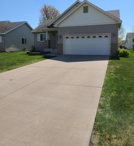 1616 Nuthatch Ave, Sartell, MN 56377-5001