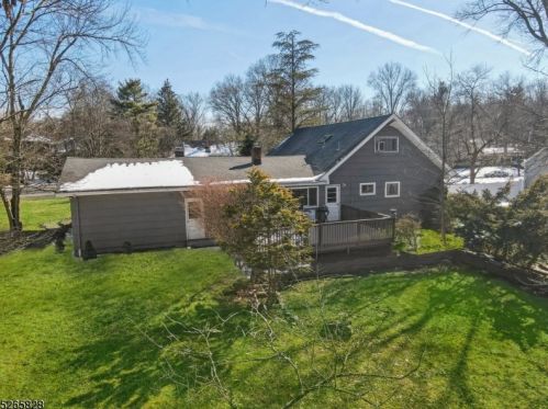 117 Stephenville Pkwy, Edison NJ 08820-2610 exterior