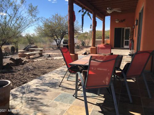 45231 18th St, Phoenix AZ 85022-4560 exterior