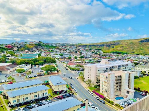 3215 Ala Ilima St, Honolulu HI  96818-2946 exterior