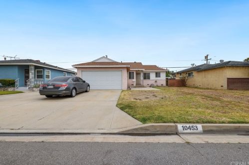 10453 Ives St, Bellflower CA 90706-4126 exterior