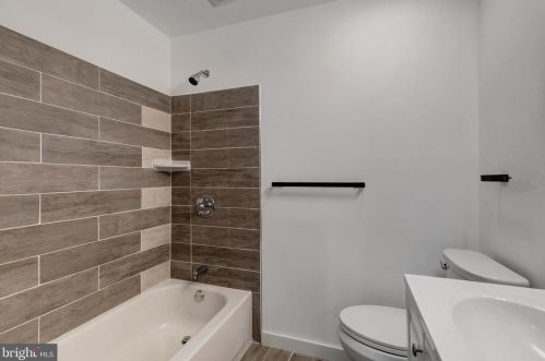 11404 Fairoak Dr, Silver Spring MD  20902-3137 exterior