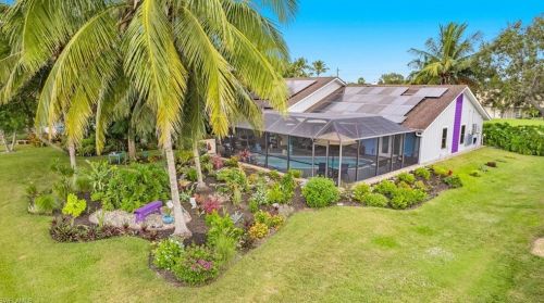 2524 Kings Lk Blvd, Naples FL 34112-5456 exterior