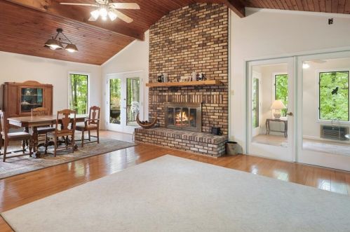 9275 Ponderosa Trl, Gainesville GA 30504-5910 exterior