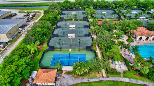 17830 Monte Vista Dr, Boca Raton FL  33496-1054 exterior