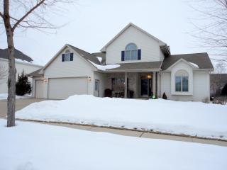 316 Carrington Ln, Appleton WI  54913-7670 exterior