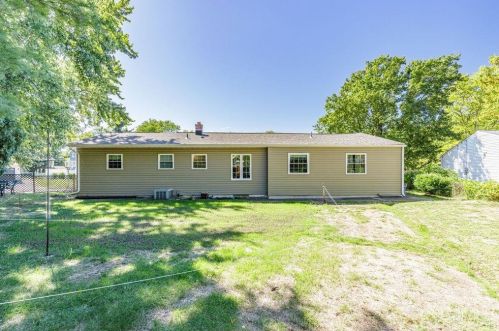 9 Tompkins Rd, Old Bridge NJ 08857-1846 exterior