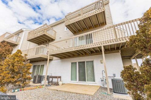 44 Surfside Rd, Brigantine City NJ  08203-1454 exterior