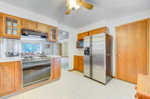 1612 Goodview Ave, Saint Paul, MN 55128-4256