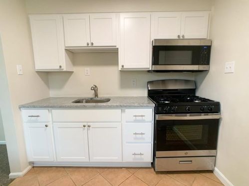 152 Bryant Dr, Pittsburgh PA 15235-4627 exterior