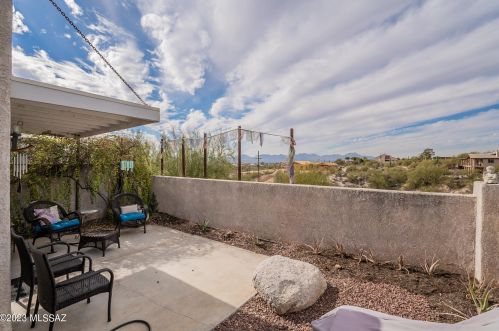 5221 1st Ave, Tucson AZ  85718-4701 exterior