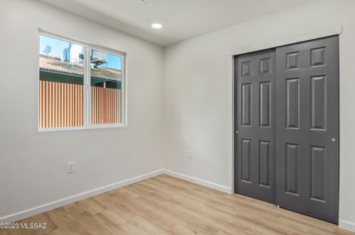 1023 9th St, Tucson AZ  85719-5436 exterior