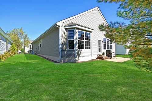 10 Heath Ln, Jackson Twp NJ 08527-4696 exterior