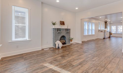 5228 Green St, Chicago IL  60609-6132 exterior