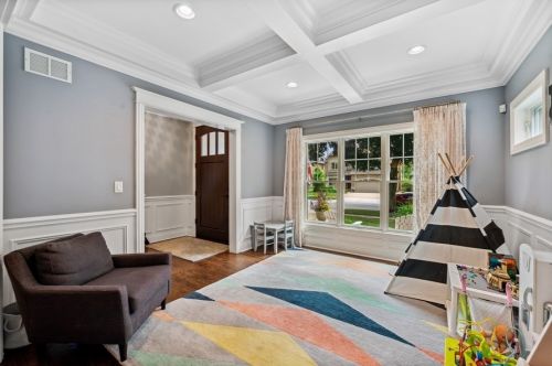 670 Bryan St, Elmhurst IL 60126-4342 exterior