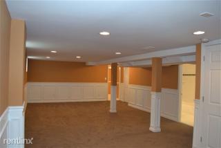 12212 Outer Dr, Detroit MI  48223-2583 exterior