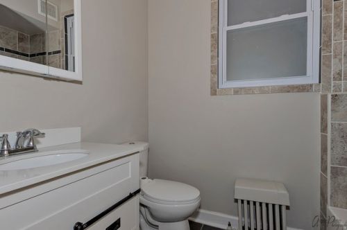 2507 Neva Ave, Chicago IL 60634-4719 exterior