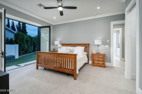 3302 51st St, Phoenix AZ  85018-6612 exterior