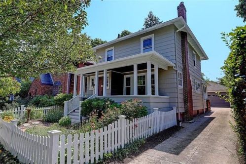 123 Elton St, Providence RI  02906-4105 exterior