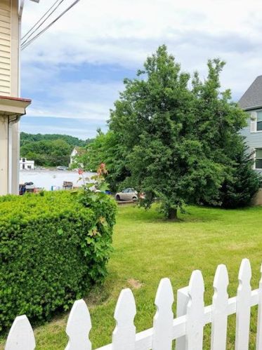 1507 5th Ave, Moon Twp PA  15108-2027 exterior