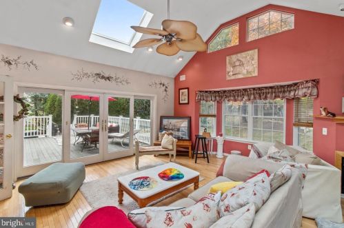 35 Alessio Ter, Trenton NJ 08620-9772 exterior