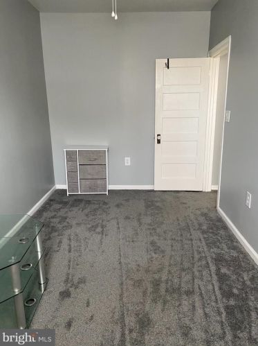 6242 Hazel Ave, Philadelphia PA 19143-1937 exterior