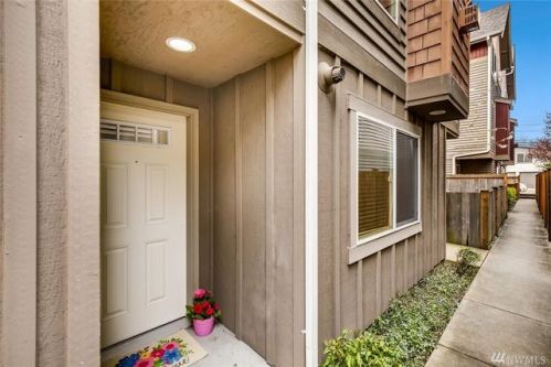 713 94th St, Seattle WA  98103-3190 exterior