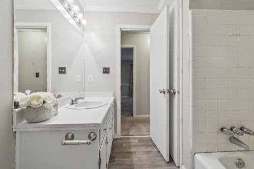 2524 Springdale Dr, Lithonia GA  30078-3766 exterior