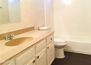 7022 Sandy Knolls Dr, Spring TX  77379-4727 exterior