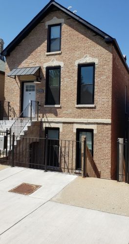 2030 21st St, Chicago, IL 60608-2613