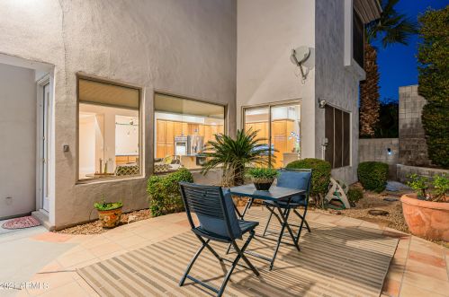 6413 31st St, Phoenix AZ 85008-1127 exterior