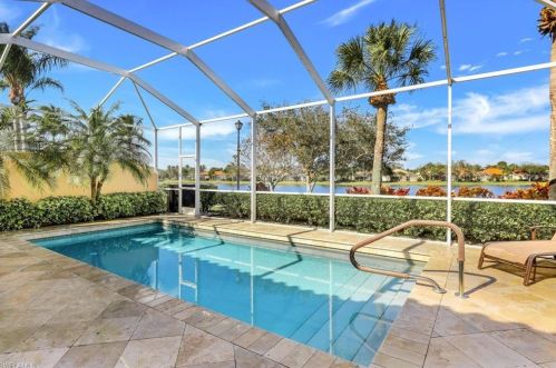 2992 Gilford Way, Naples FL 34119-7523 exterior