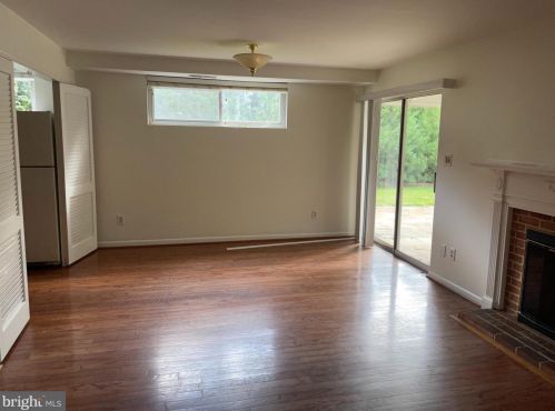 6931 Espey Ln, Mc Lean VA  22101-5456 exterior