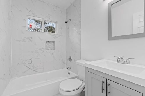 541 Evelyn Pl, Atlanta, GA 30318-6467