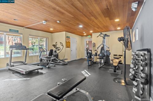 710 Teatree Ct, San Jose CA 95128-4725 exterior