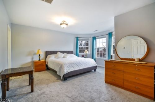 708 Front St, Plainfield NJ 07060-1033 exterior